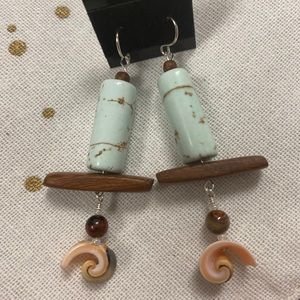 Earrings of Luhanas Spiral Shell & Beads